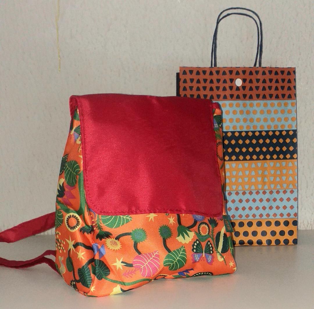 Bolsa - Mochila Crer Pra Ver